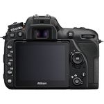 Nikon D7500 DSLR Κάμερα με 18-140mm VR Φακό — 1016€ Photo Emporiki