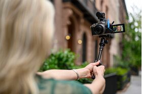 Nikon Z fc (Silver) Kit (Z DX 16-50mm VR SL) & (Z DX 50-250mm VR) — 1169€ Photo Emporiki
