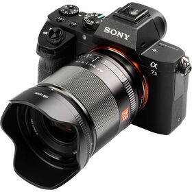 Viltrox AF 24mm f/1.8 (Sony E) — 445€ Photo Emporiki