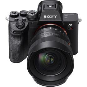 Sony FE 14mm f/1.8 GM — 1301€ Photo Emporiki