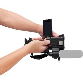 Panasonic HC-X2000 UHD 4K 3G-SDI/HDMI Pro Camcorder with 24x Zoom — 1650€ Photo Emporiki