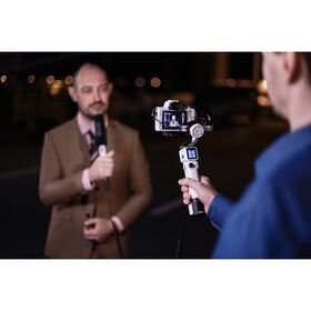 Zhiyun Crane-M3 (Standard Kit) 3-Axis Handheld Gimbal Stabilizer — 328€ Photo Emporiki