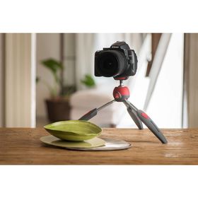 Manfrotto PIXI EVO Mini Tripod (Red) — 40€ Photo Emporiki