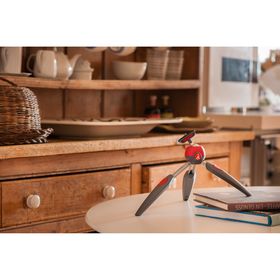 Manfrotto PIXI EVO Mini Tripod (Red) — 40€ Photo Emporiki